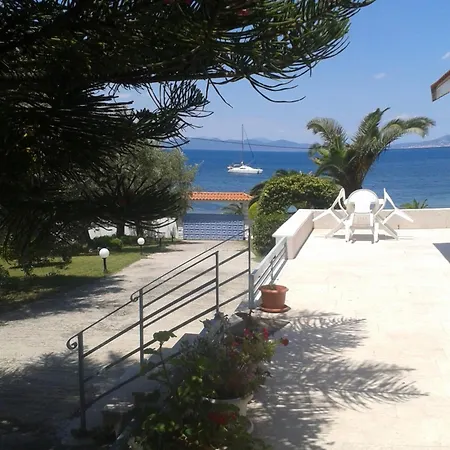 Maria In Front Of The Sea Villa *